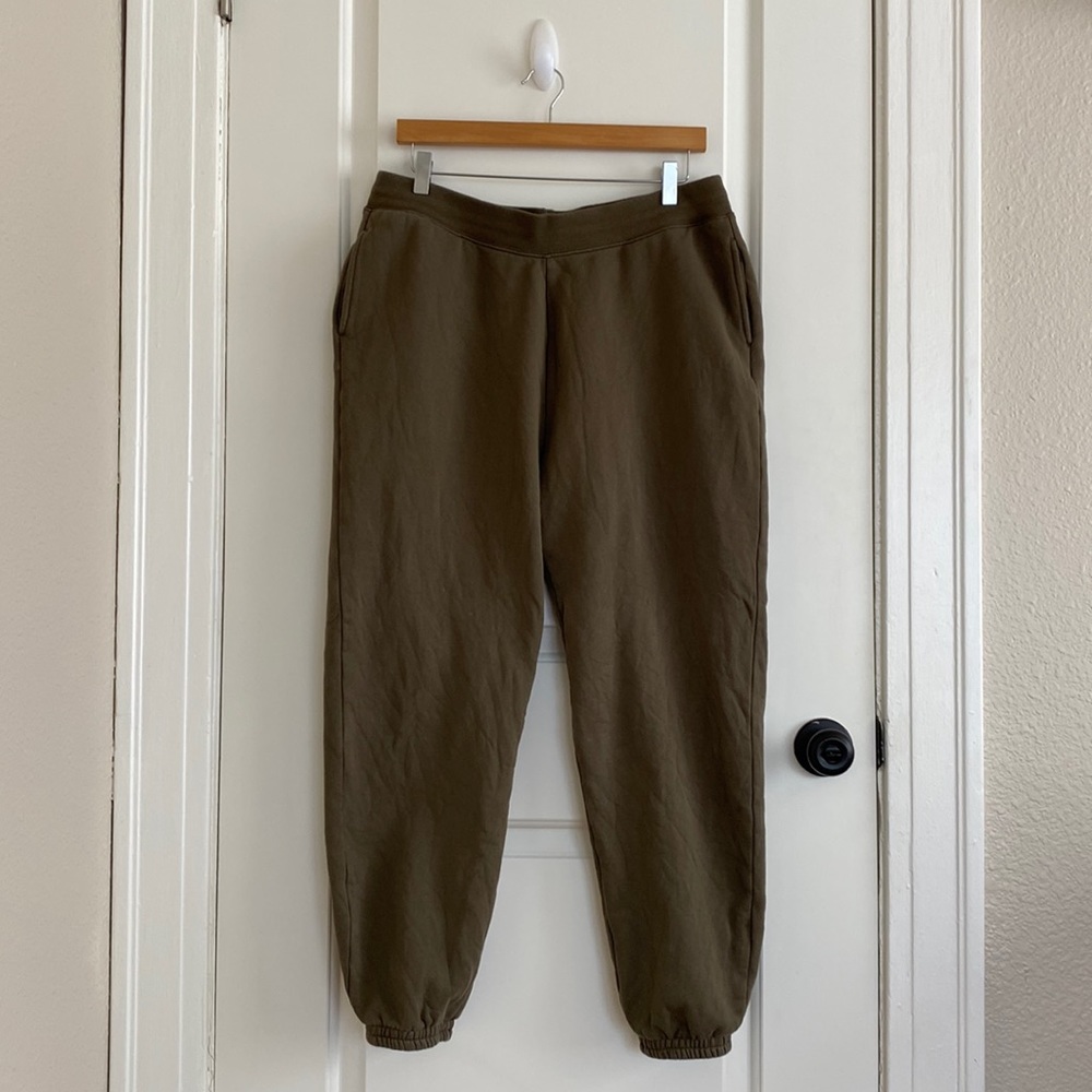 Girlfriend Collective 50/50 Classic Jogger in Forest | XL